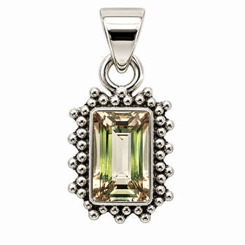 Champagne Scapolite Pendant