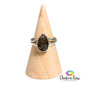 Tourmalinated Quartz Ring